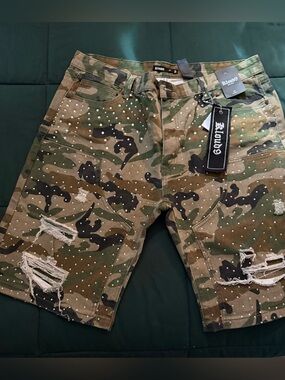 KLOUD9 CAMO RHINESTONED DISTRESSED SHORTS ***NWT